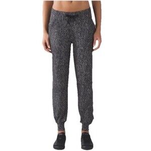Lululemon Women's 8 Ready To Rulu Pant Running Luon Jacquard Black White